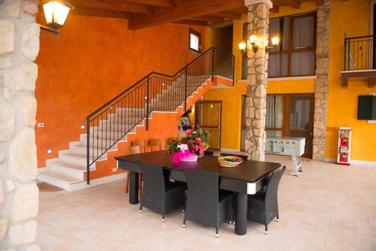 אפי Le Murette Apartments - Enjoy Holiday מראה חיצוני תמונה